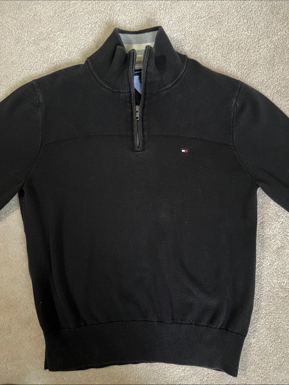 Tommy Hilfiger men/teen sweater